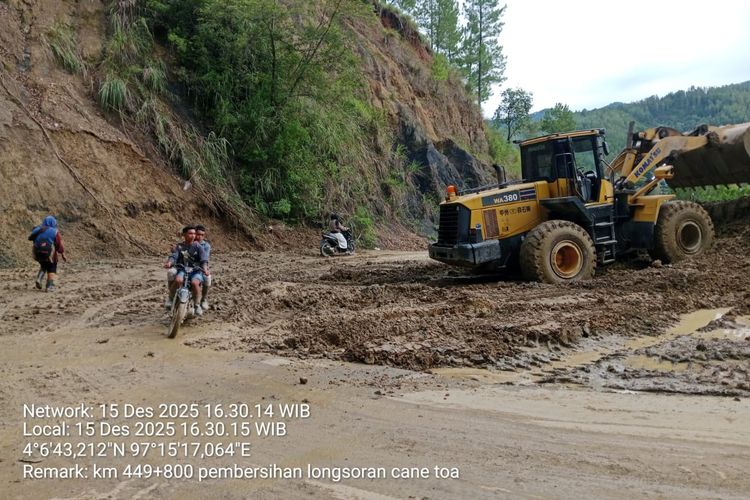 Infrastruktur rusak imbas banjir Sumatera