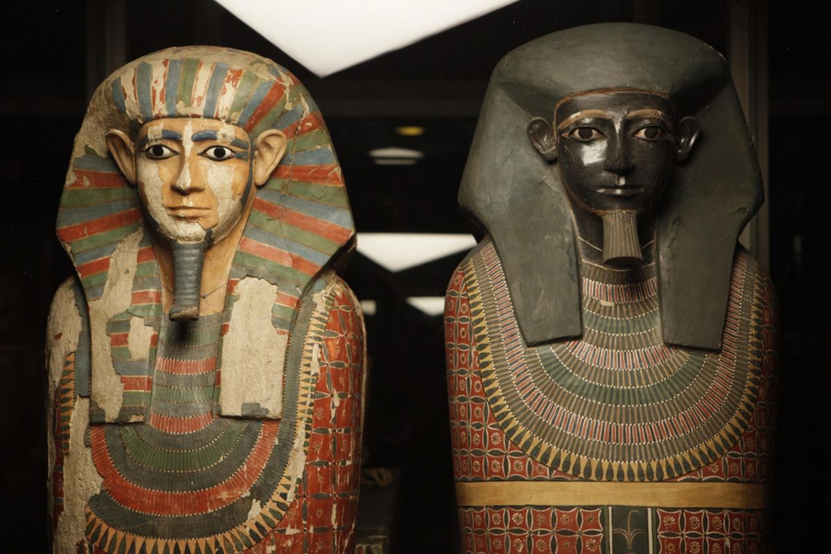 Mummies two brothers yang terkenal sebenarnya memiliki ayah yang berbeda.