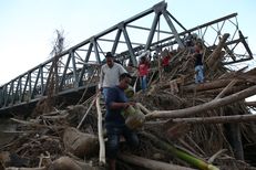 Litbang Kompas: Infrastruktur Rusak Dinilai Jadi Kendala Penanganan Bencana Sumatera