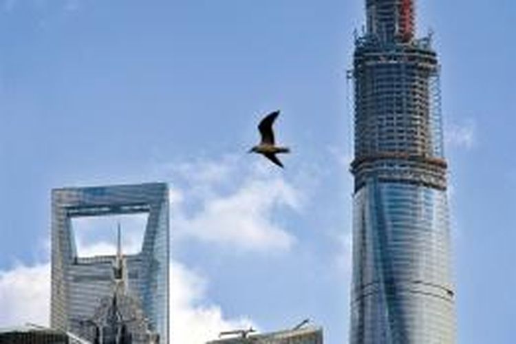 Shanghai Tower akan rampung pengerjaannya sebelum 2014 berakhir.