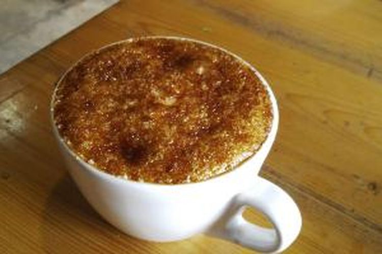 Irish creme brulle, campuran kopi, susu dan sirup Irish.