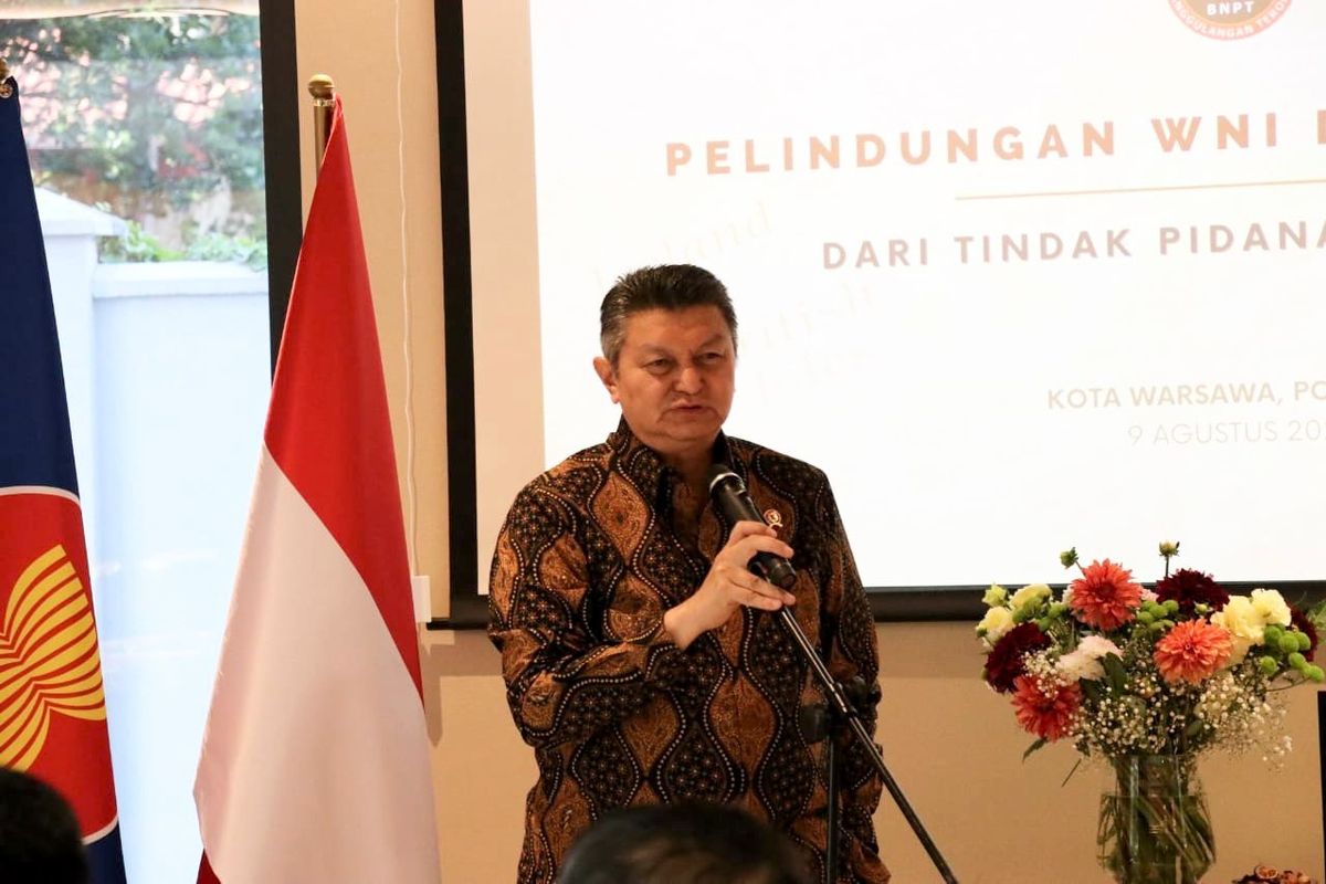 Kepala BNPT RI Komjen Pol Prof Dr H Mohammed Rycko Amelza Dahniel, MSi, saat menghadiri ?Kegiatan Pencegahan Terorisme melalui Diseminasi? di Wilayah Kerja Kedutaan Besar Republik Indonesia (KBRI) Warsawa, Polandia, Jumat (9/8/2024).