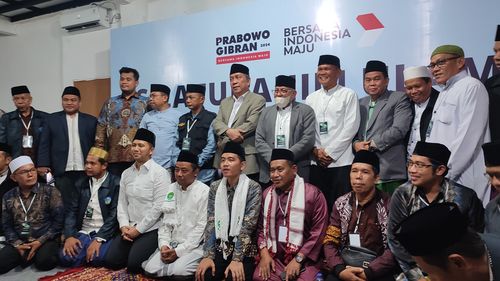 Gibran Temui Alim Ulama Sulawesi Selatan, Janjikan Dana Abadi Pesantren
