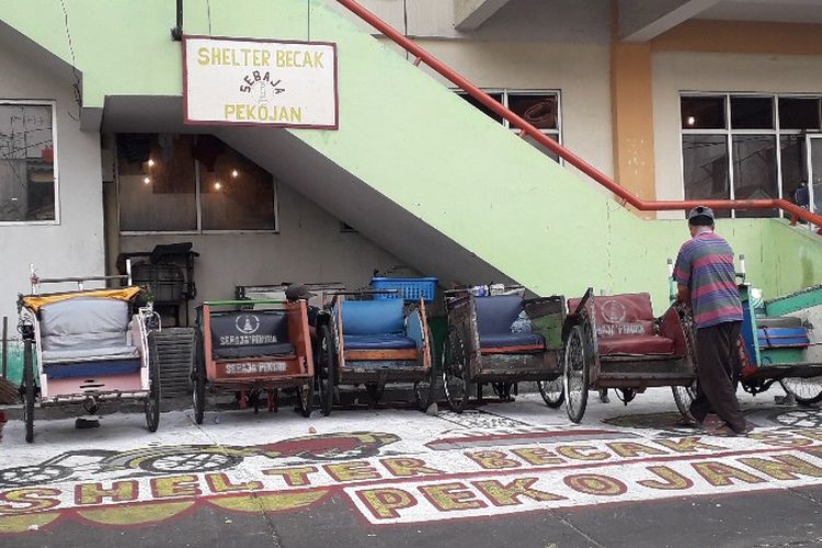 Selter becak Pekojan di Jalan Pejagalan 2, Pekojan, Tambora, Jakarta Barat pada Kamis (11/10/2018).