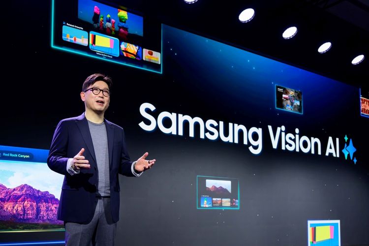 Samsung Vision AI adalah inovasi terbaru dari Samsung yang diperkenalkan pada acara CES 2025. Teknologi ini mengintegrasikan kecerdasan buatan (AI) ke dalam berbagai perangkat Samsung, termasuk TV Neo QLED, OLED, QLED, dan The Frame, untuk menciptakan pengalaman yang lebih cerdas, intuitif, dan personal bagi pengguna.
