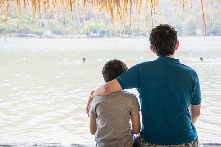 Di Balik Ribuan Ayah yang Abai Menafkahi Anak di Surabaya, Ini Penjelasan Psikolog