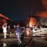 Tersambar Petir, Gudang Plastik di Curug Tangerang Terbakar