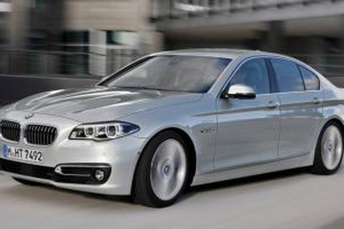 BMW Seri 5 model year 2014, diluncurkan di Indonesia dalam lima varian.