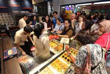 Hadir di Petak Enam Glodok, Rumah Kue Peranakan Tuan Wen 1980 Tawarkan Pia dan Mooncake Halal