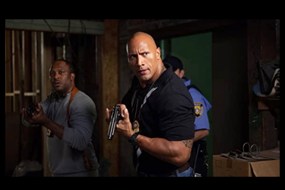 Aktor Dwayne Johnson dalam film  Empire State (2013) yang akan tayang malam ini, Jumat (30/10/2020) di Trans TV