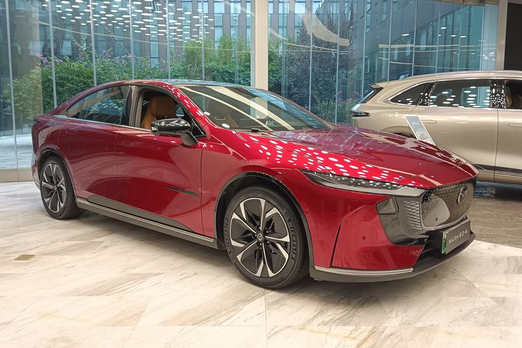 Mazda ez-6 di markas R&D Changan Automobile 