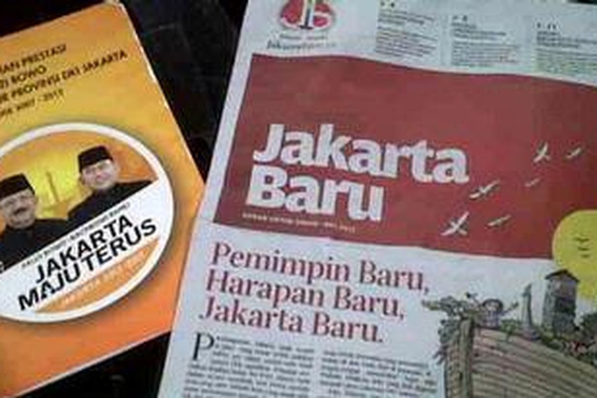 Buklet rangkuman prestasi Fauzi Bowo sebagai Gubernur DKI Jakarta periode 2007-2012 dan koran Jakarta Baru milik Jokowi-Ahok.