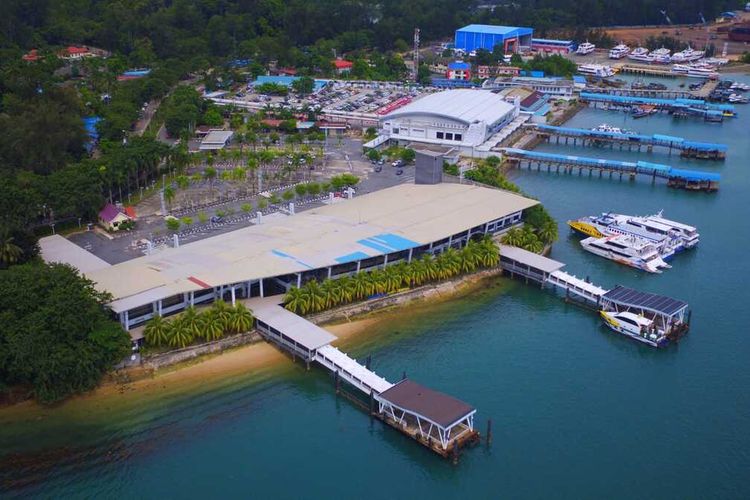 Pelabuhan Penumpang Internasional Sekupang, yang merupakan salah satu dari Lima Pelabuhan Penumpang Internasional yang ada di Batam, Kepulauan Riau,