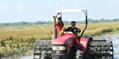 Panen Gunakan Alsintan, Petani di Rembang Untung Rp 19,5 Juta per Hektar