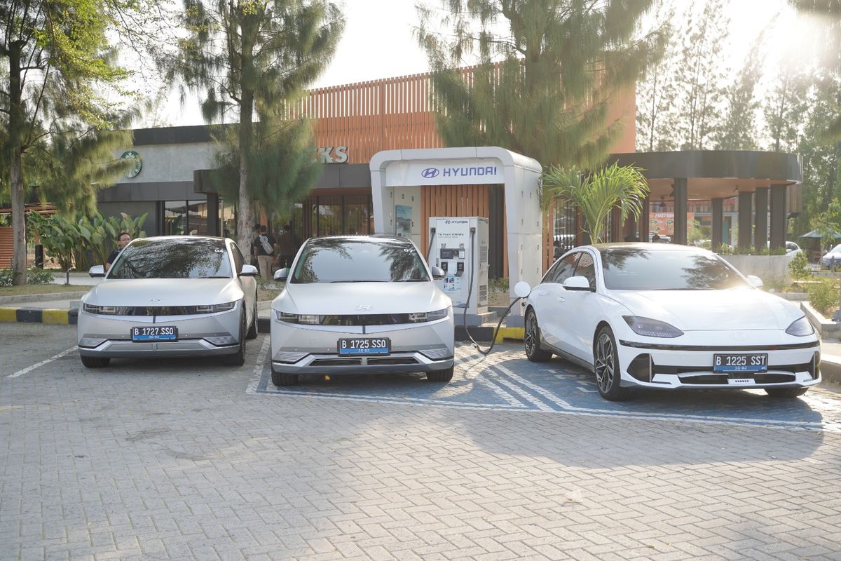 Stasiun Pengisian Kendaraan Listrik Umum (SPKLU) milik PLN dengan tipe ultra fast charging 200 kW