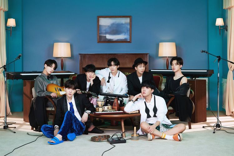Boy group BTS merilis album BE (Deluxe Edition) pada 20 November 2020.