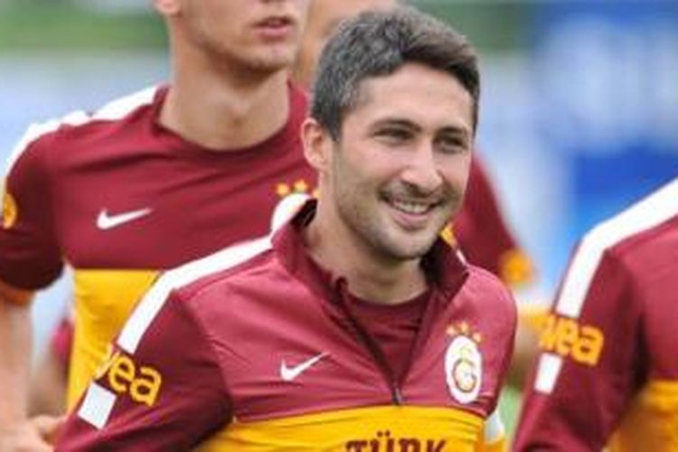 Bek klub Galatasaray, Sabri Sarioglu.