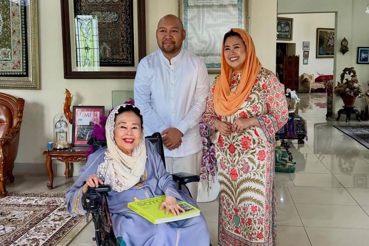 Putra Presiden Prabowo Subianto, Didit Hediprasetyo atau biasa disapa Didit Prabowo bersilaturahmi ke kediaman Presiden Ke-4 RI Abdurahman Wahid atau Gus Dur dan Presiden Ke-6 RI Susilo Bambang Yudhoyono (SBY) pada momen Idul Fitri atau Lebaran 2026.