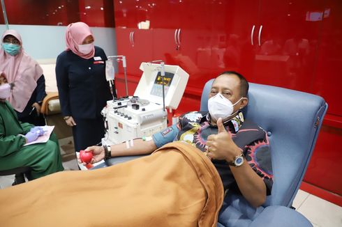 Wakil Wali Kota Surabaya Armuji Donor Plasma Konvalesen: Ini Demi Kemanusiaan