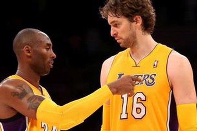 Kobe Bryant dan Pau Gasol, dua andalan LA Lakers 