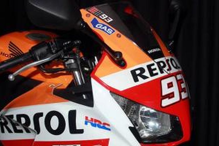 Honda CBR150R Repsol Edisi Juara