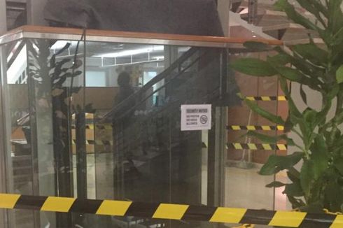 Polisi Bawa Tali Utama yang Berkarat dari Lift di Gedung Nestle sebagai Barang Bukti