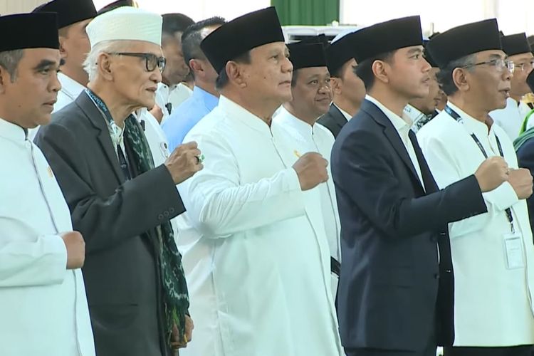 Momen Prabowo di Muktamar NU, Sungkem ke Kiai hingga Bikin Istilah 