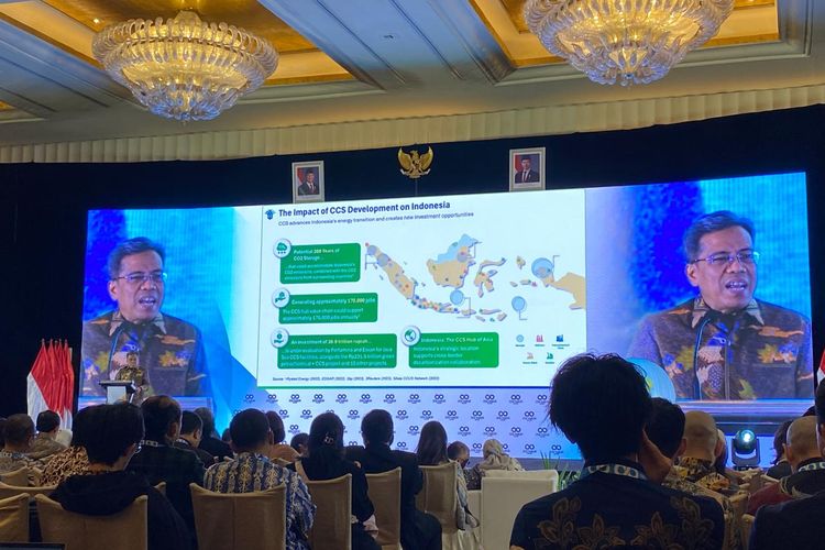 Deputi Bidang Promosi Penanaman Modal Kementerian Investasi dan Hilirisasi/BKPM, Nurul Ichwan, menjelaskan soal CCS, Selasa (7/10/2025). 