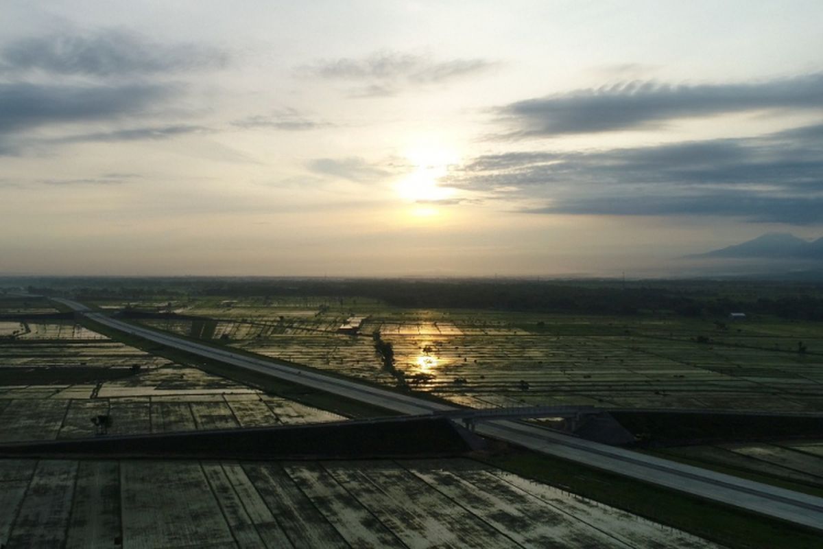 Tol Ngawi-Kertosono.