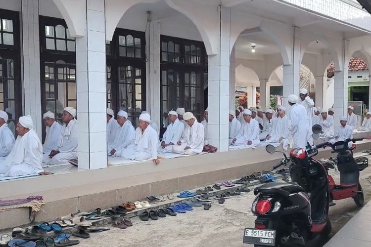 Jemaah Asy-Syahadatain Indramayu Gelar Shalat Idulfitri Hari Ini 19 Maret