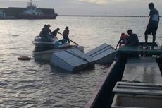 Kapal Bandeng Karam, ABK Berpegangan di Tiang Bendera hingga Ditolong