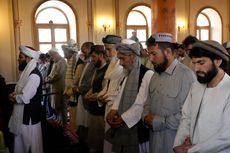 Jarang Terlihat, Pemimpin Tertinggi Afghanistan Akhirnya Muncul di Perayaan Idul Fitri