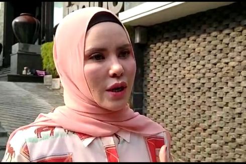 Renovasi Rumah, Angel Lelga Kubur Masa Lalu dengan Vicky Prasetyo