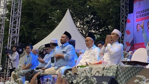 Pernah Diusung PDI-P, Bupati Gresik Justru Deklarasi Dukung Prabowo-Gibran di Sidoarjo