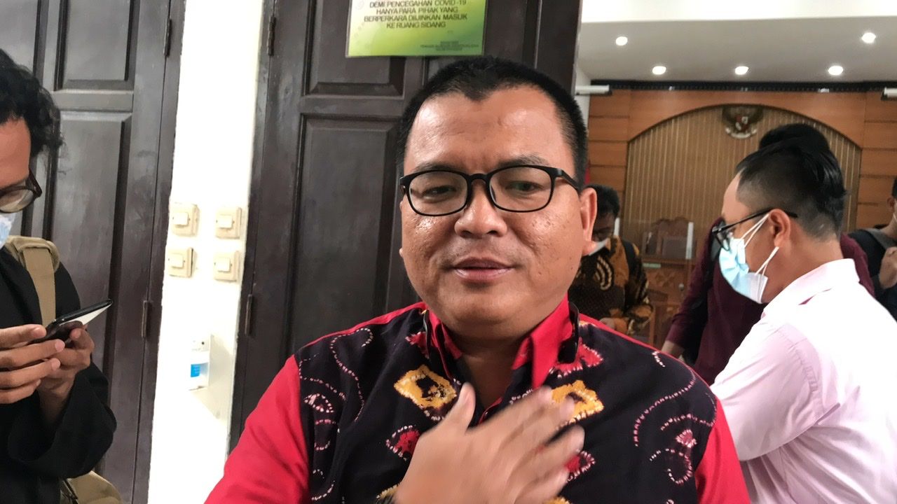Saat MK Ancam Laporkan Denny Indrayana ke Organisasi Advokat Imbas Cuitannya...