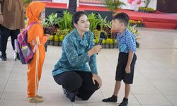 Hadiri Peringatan HAN 2023, Ketua TP-PKK Medan Bikin Kuis Berhadiah Sepeda untuk Anak-anak