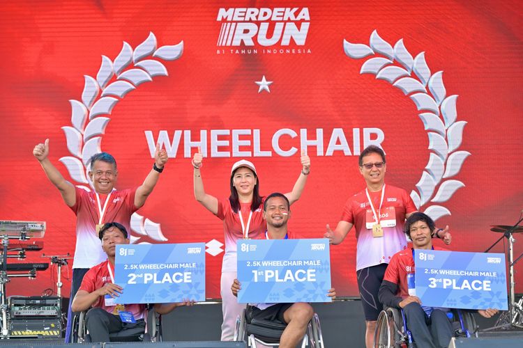 Pelari Kursi Roda hingga Atlet Lari Nasional Ramaikan Merdeka Run 2026