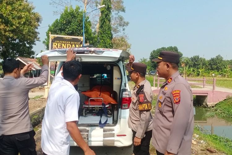 Petani Ditemukan Tewas di Depan TPU Buyut Rendani Indramayu, Ada Luka Tusuk
