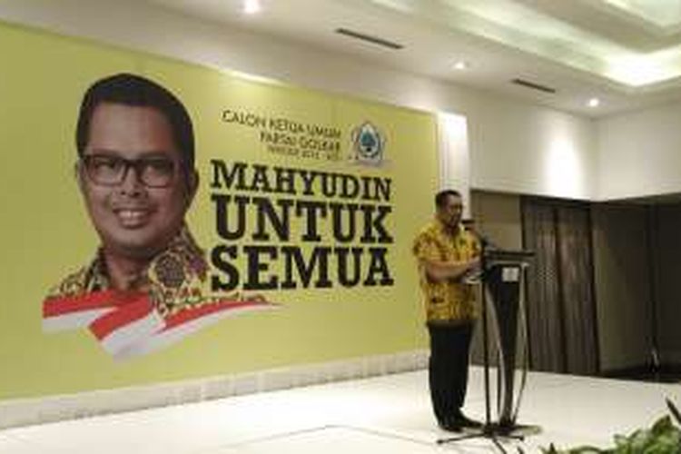 Mahyudin mendeklarasikan diri sebagai calon ketua umum Partai Golkar di
Banjarmasin, Kalimantan Selatan, Sabtu (13/2/2016).
