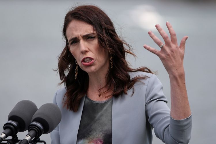 PM Selandia Baru Jacinda Ardern saat berbicara di konferensi pers yang digelar bersama PM Australia Scott Morrison, di Admiralty House, Sydney, Australia, 28 Februari 2020.