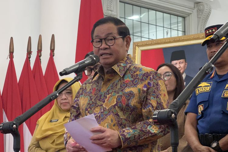 Pramono Minta Gedung di Jakarta yang Punya Water Mist Ikut Semprot Abu Vulkanik