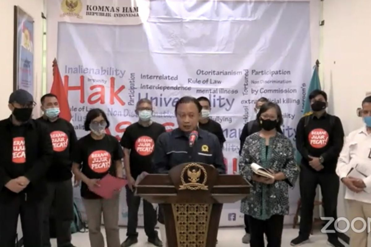 Sejumlah perwakilan wadah pegawai KPK mendatangi Komnas HAM pada Senin (24/5/2021).