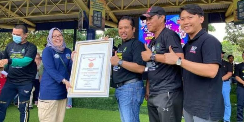 Pemerintah Kota (Pemkot) Tangerang meraih penghargaan Fasilitasi Sertifikat Merek Dagang terbanyak pertama di Provinsi Banten dan keempat secara nasional dari Kementerian Hukum dan HAM (Kemenkumham).