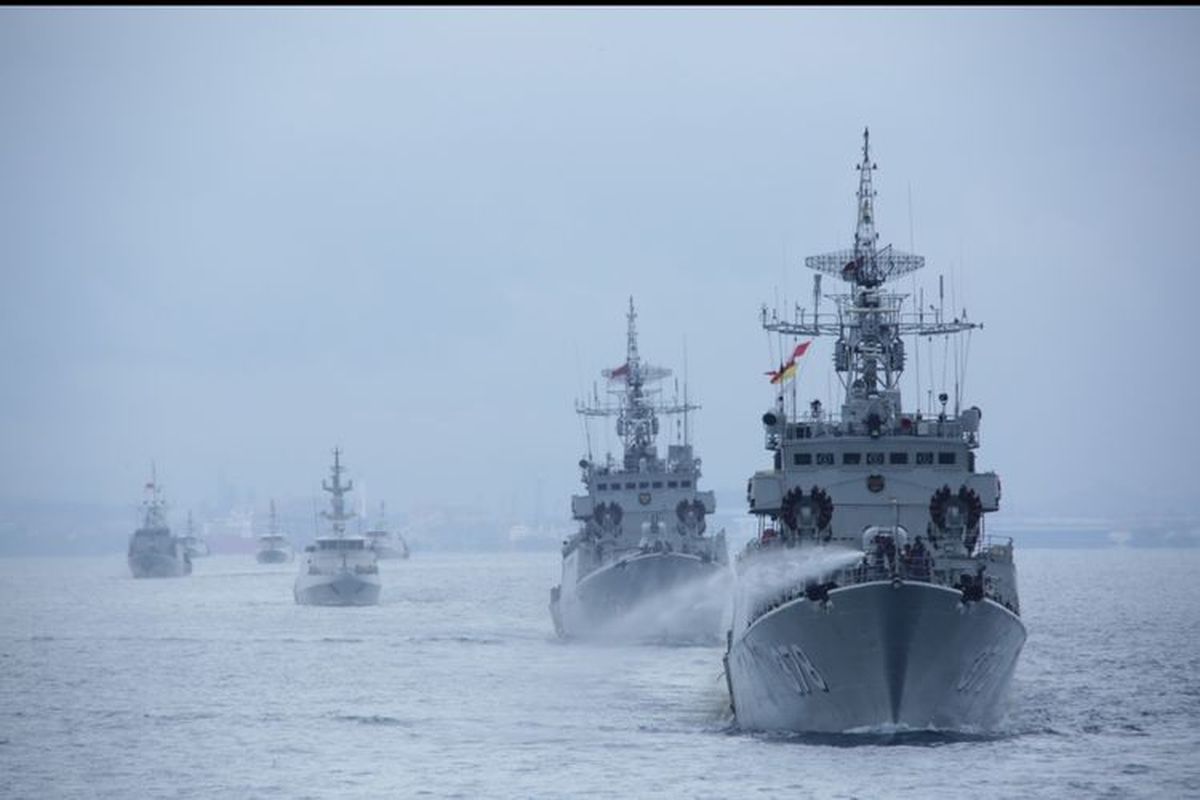 Komando Armada I (Koarmada I) mengerahkan sembilan kapal perang dan satu pesawat udara dalam latihan Operasi Dukungan Tembakan Tahun 2020 di Laut Natuna Selatan, Kepulauan Riau, Rabu (25/11/2020).