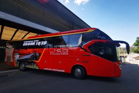 Berapa Lama Produksi Bus di Karoseri?