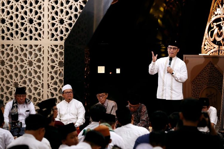 Ketua DPP PDI-P Ahmad Basarah dalam acara Haul ke-53 wafatnya Bung Karno di Masjid At-Taufiq, Lenteng Agung, Jakarta, Rabu (21/6/2023) malam.