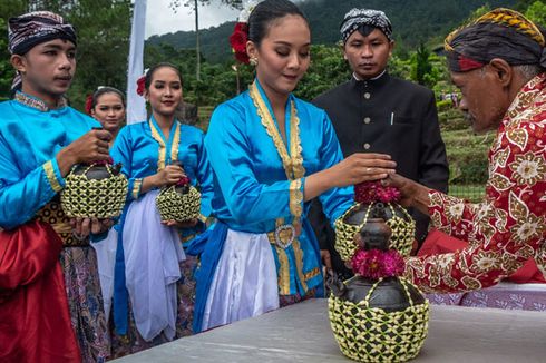 Kendi dalam Ritual Kebudayaan Nusantara