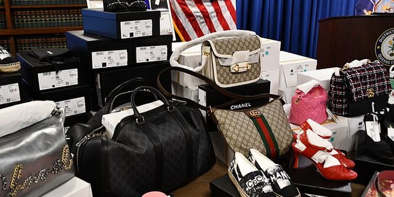 Former JFK Airport Driver Stole Luxury Goods Worth IDR 86 Billion from Airplane Cargo