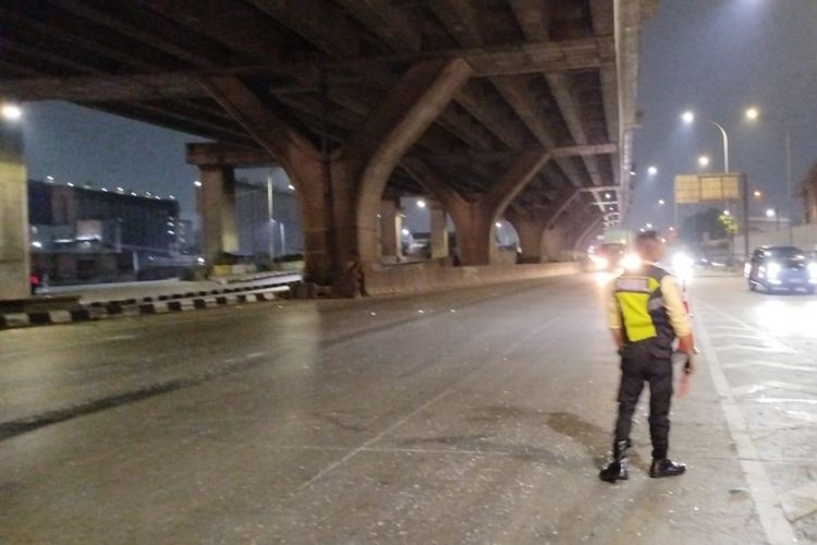 3 Truk Trailer Kecelakaan di Koja Jakut Dievakuasi, Lalu Lintas Kembali Lancar