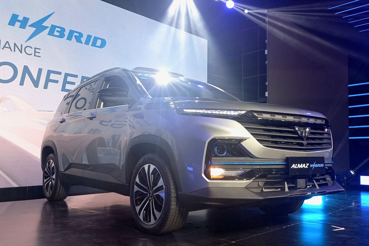 Wuling Almaz Hybrid Resmi Meluncur, Apa Saja Kelebihannya?